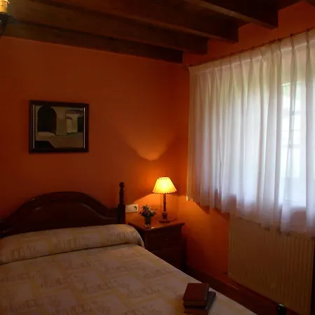 منزل ريفي Turismo Rural El Sidron Piloña