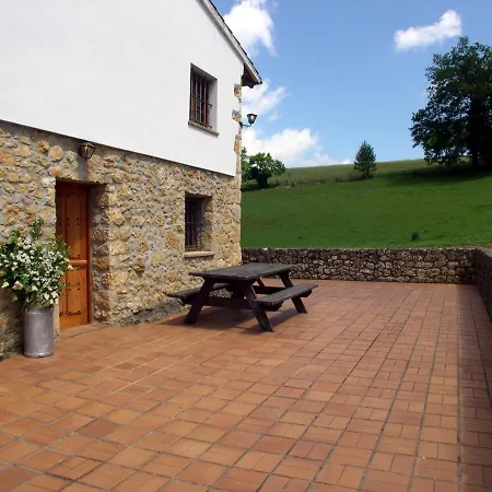 Turismo Rural El Sidron منزل ريفي *