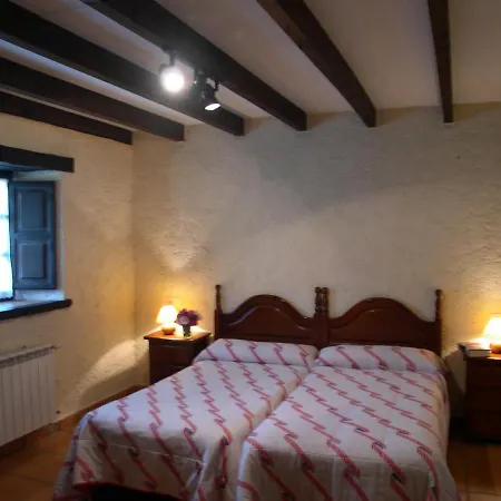 منزل ريفي Turismo Rural El Sidron