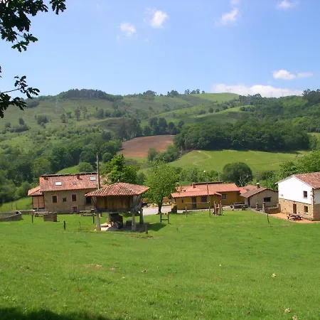 منزل ريفي Turismo Rural El Sidron *